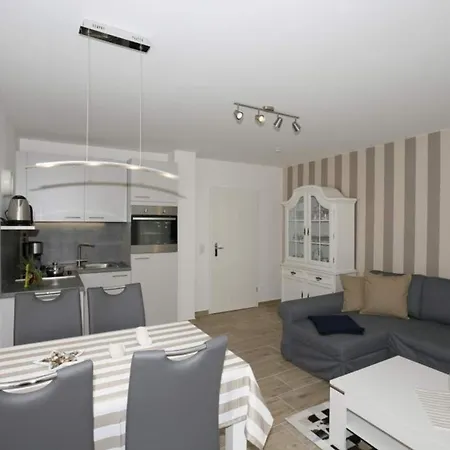 Apartament Dr-ross-strasse 25, App 6 *