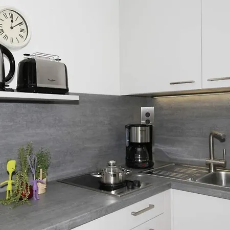 Apartament Dr-ross-strasse 25, App 6 *